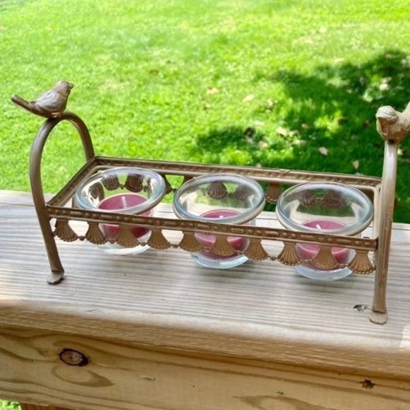 Perched Birds 3 Tea Candle Holder Metal Frame Rack Centerpiece 10 x 5.6 x 6 in - Picture 1 of 8
